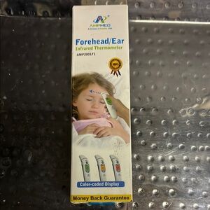 AMPmed Infrared Thermometer with Color Display